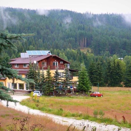 Комплекс Лебанов Hotel Yundola Bagian luar foto