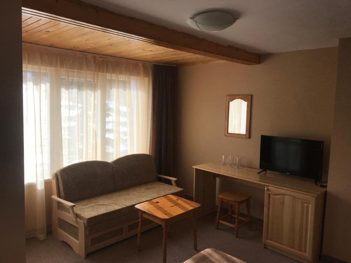 Комплекс Лебанов Hotel Yundola Bagian luar foto