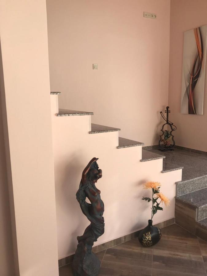 Комплекс Лебанов Hotel Yundola Bagian luar foto