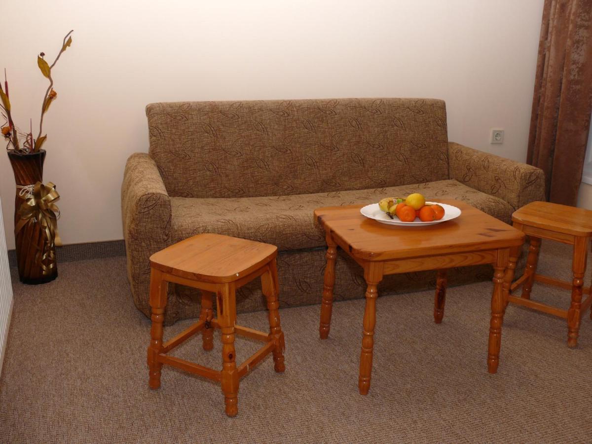 Комплекс Лебанов Hotel Yundola Bagian luar foto
